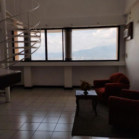 Hotel Valladolid Heredia Zewnętrze zdjęcie