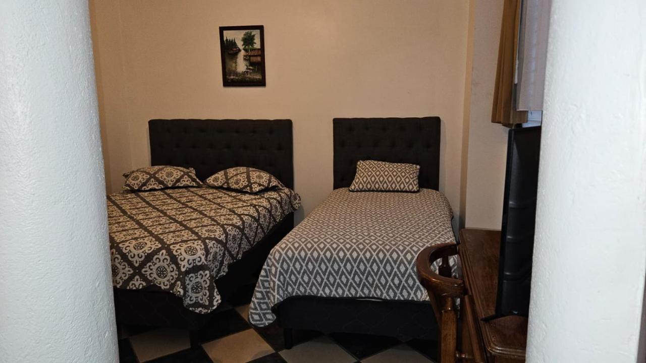 Hotel Valladolid Heredia Zewnętrze zdjęcie